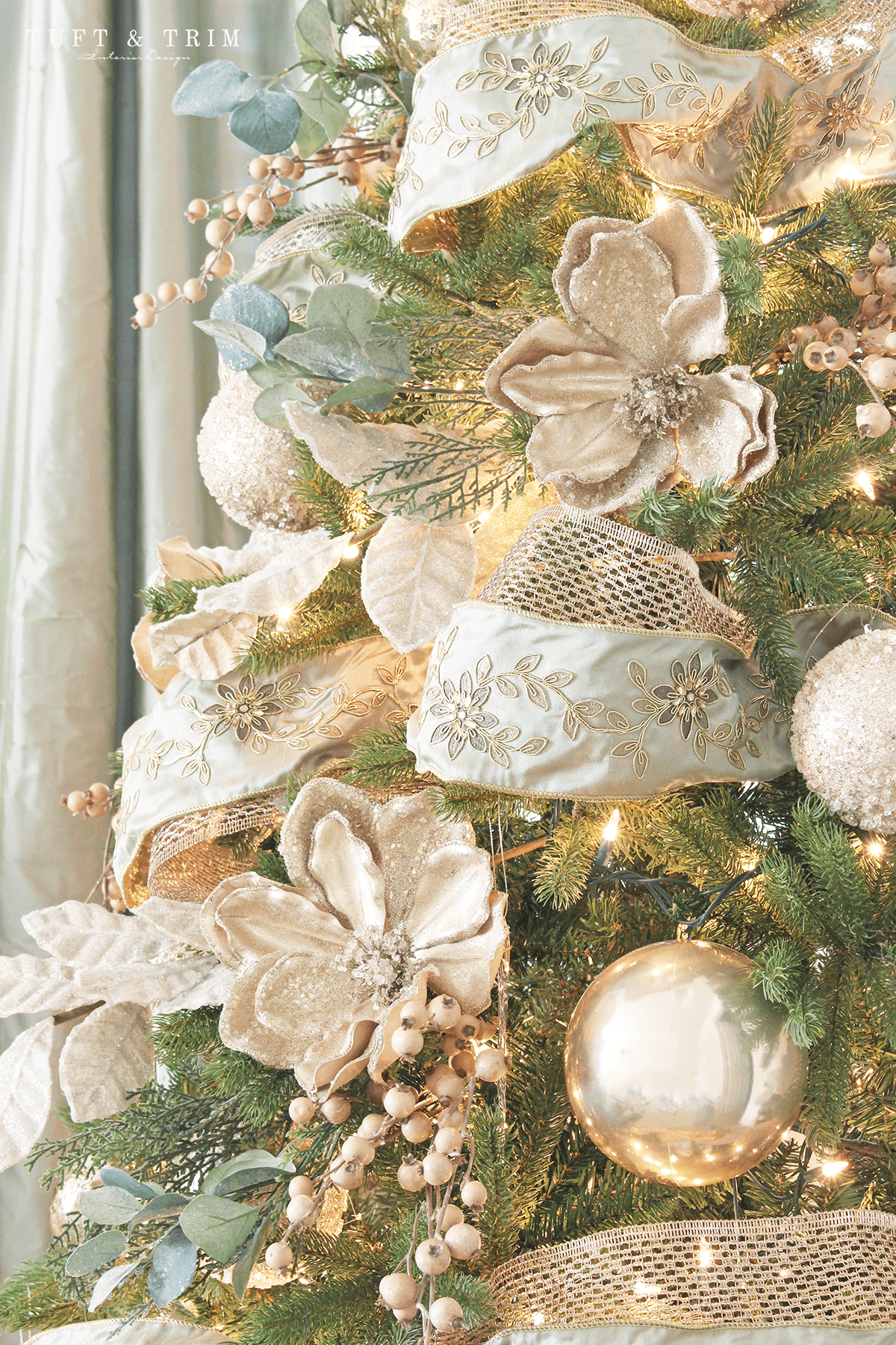 Elegant Sage Green Ribbon on Christmas Tree — Sage Green Christmas Decor