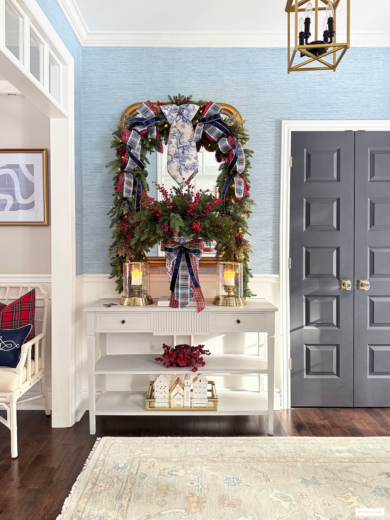 Classic Hallway Console with Large Plaid Bow Wreath Classic Hallway Console with Large Plaid Bow Wreath — Christmas Entryway Decor