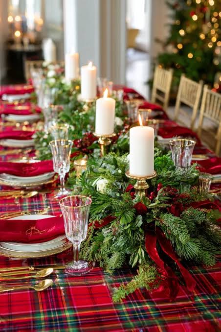 Vibrant Plaid Runner and Crystal Glasses for a Classic Christmas Table Vibrant Plaid Runner and Crystal Glasses for a Classic Christmas Table — Elegant Christmas Table Setting