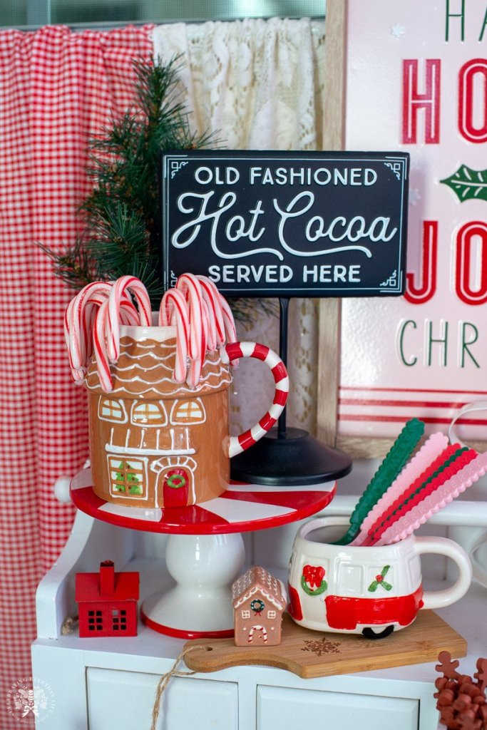 Whimsical Gingerbread House Mug Hot Cocoa Display Whimsical Gingerbread House Mug Hot Cocoa Display — Christmas Hot Cocoa Bar