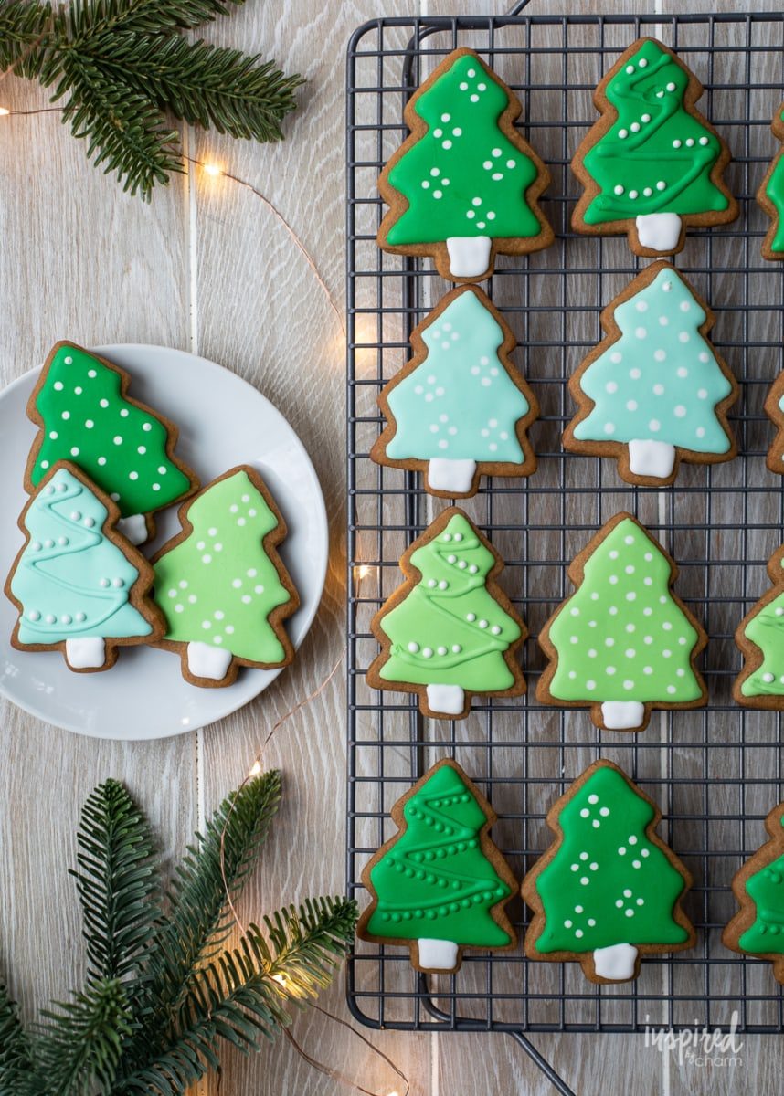 Neatly Decorated Gingerbread Christmas Tree Cookies with Green Icing Neatly Decorated Gingerbread Christmas Tree Cookies with Green Icing