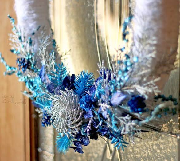 Frosted Winter Wreath with Icy Blue Accents Frosted Winter Wreath with Icy Blue Accents — Ornament Wreath
