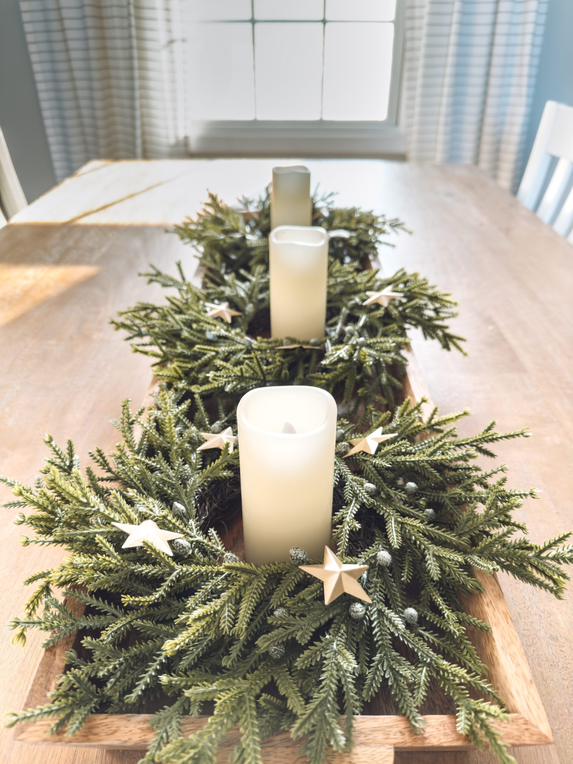 Modern Farmhouse Wreaths with LED Candles — Christmas Centerpiece