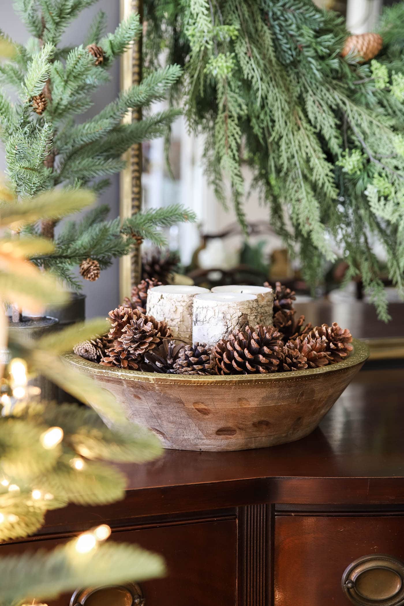Natural Centerpiece with Birch Logs and Pinecones — Rustic Christmas Decor