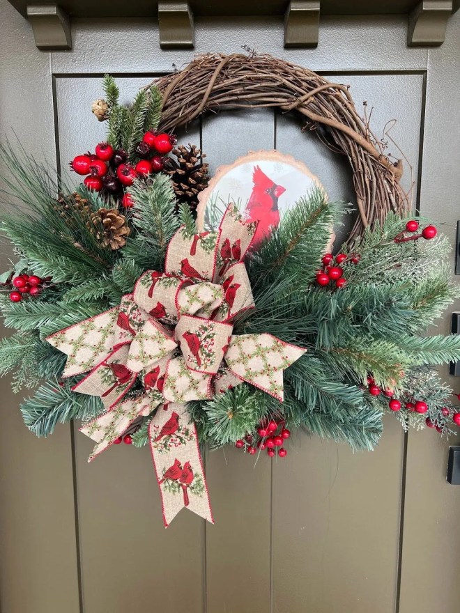 Charming Cardinal Wreath on an Outdoor Door Charming Cardinal Wreath on an Outdoor Door — DIY Christmas Wreath
