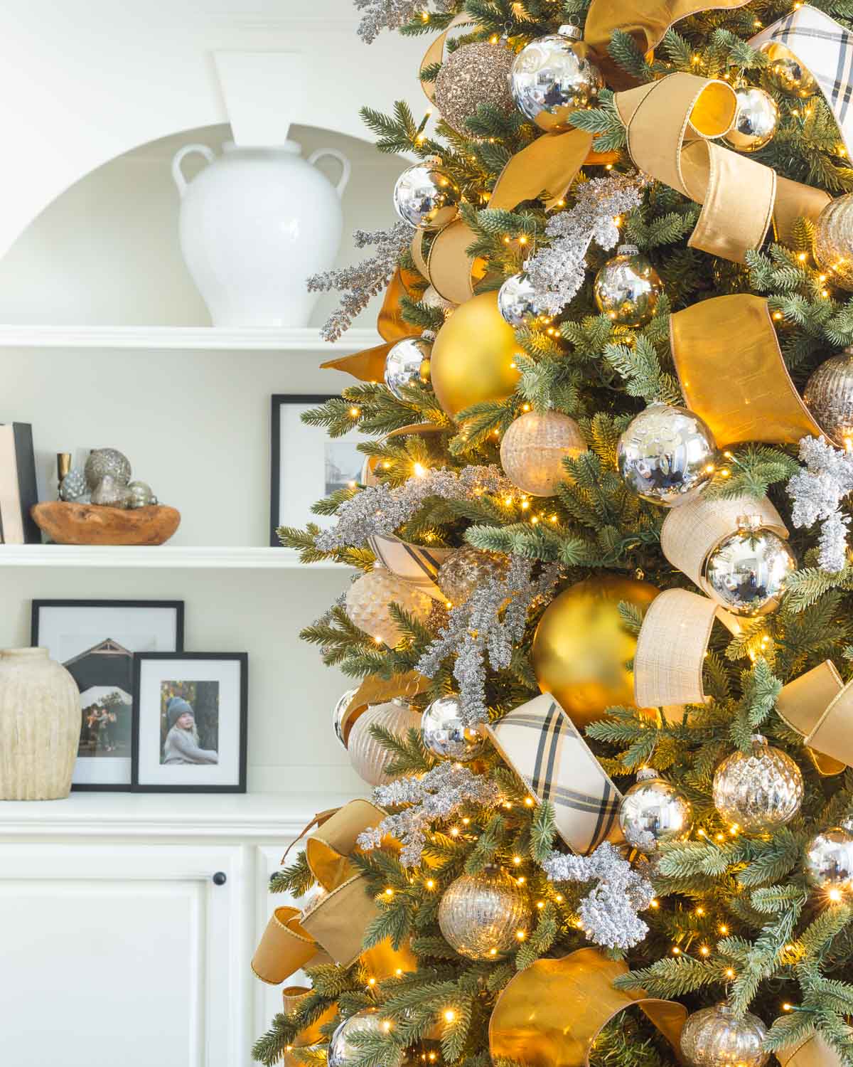 Achieve a luxe feel with gold and silver tree embellishments Achieve a luxe feel with gold and silver tree embellishments — Gold Christmas Decor