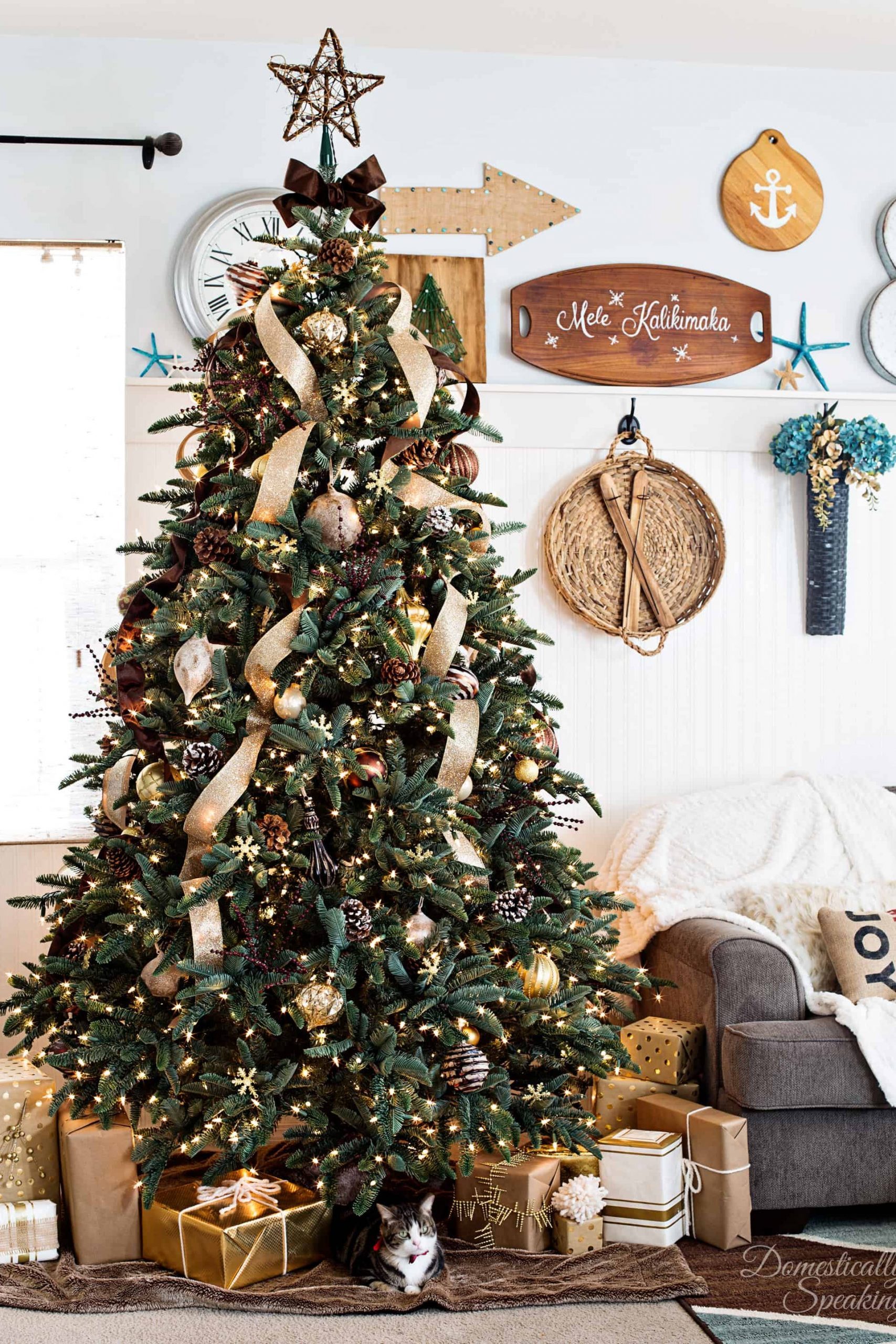 40 Best Rustic Christmas Trees Ideas to Decorate Your Home