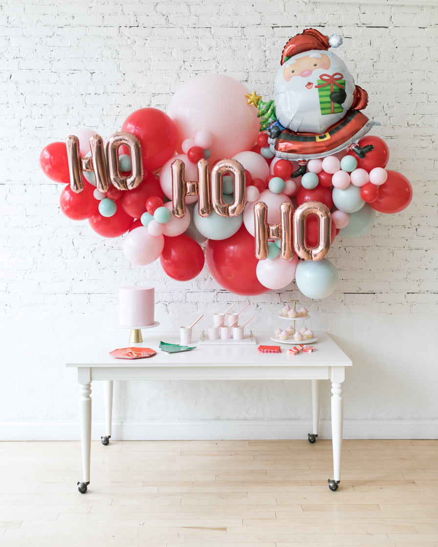 Whimsical Holiday Garland with 'HO HO HO' Text Balloons — Christmas Balloon Garland