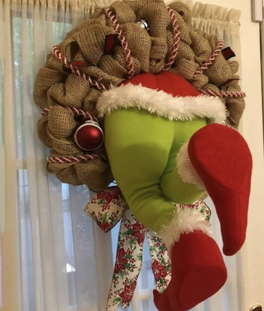 Festive Chalkboard Display with Holiday Accents — Christmas Classroom Decor