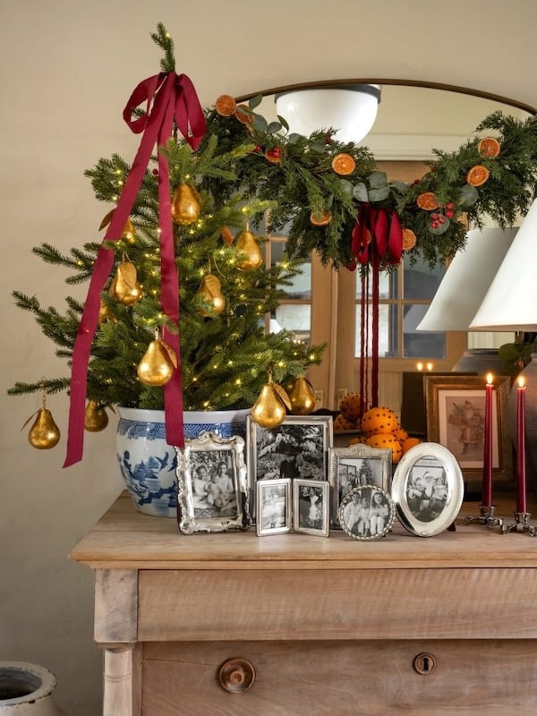Dresser Top Vignette with Mini Tree and Dried Orange Garland Dresser Top Vignette with Mini Tree and Dried Orange Garland — Simple Christmas Decor