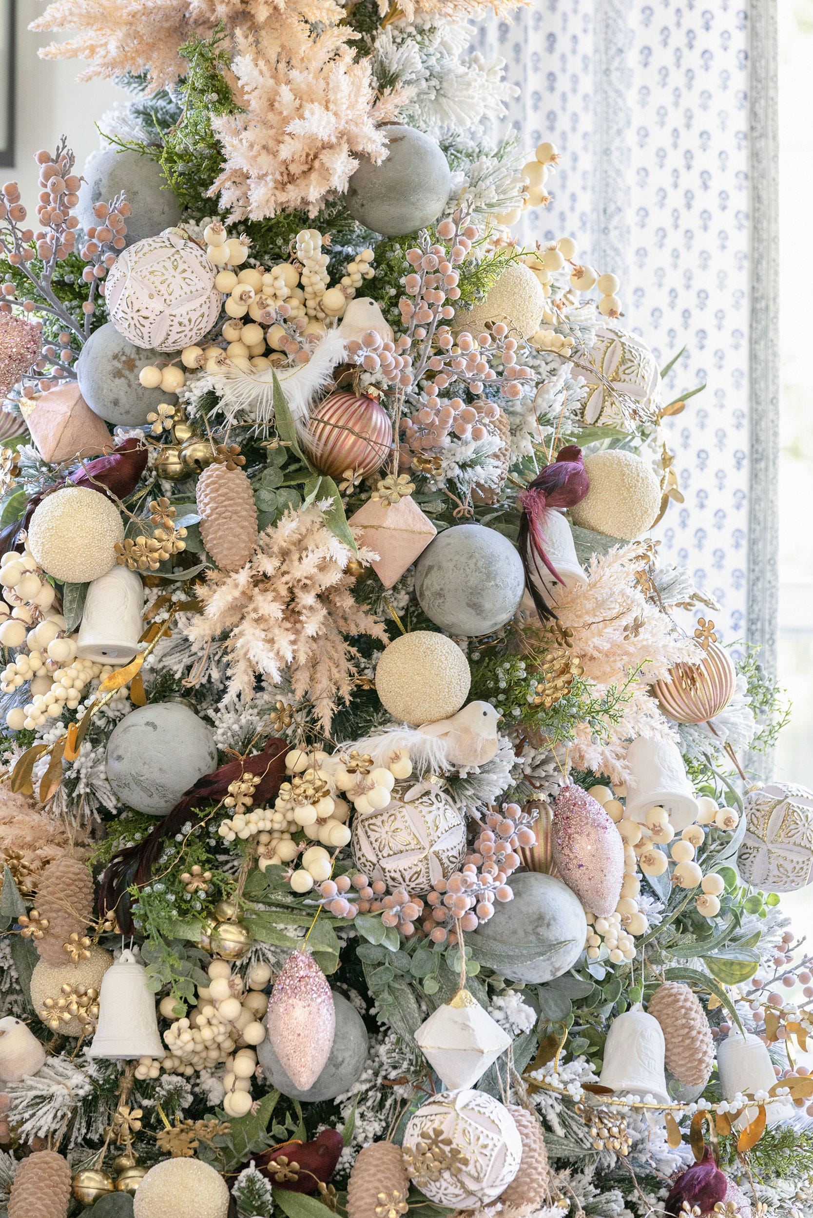 Elegant Rustic Flocked Tree with Neutral Ornaments Elegant Rustic Flocked Tree with Neutral Ornaments — Christmas Tree Trends 2026