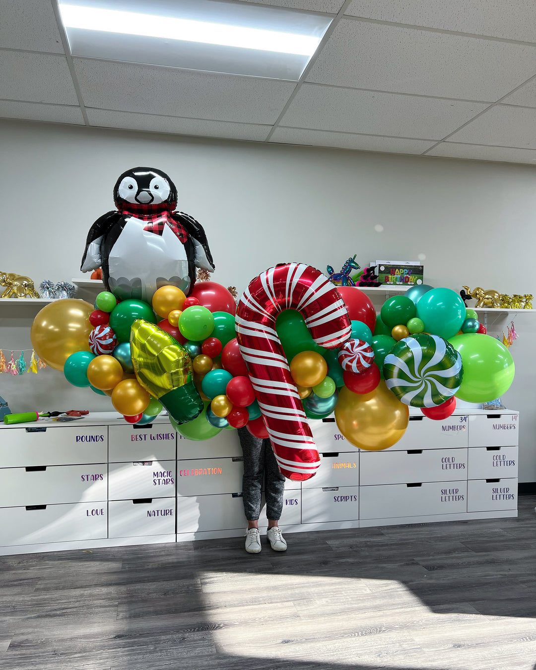 Playful Horizontal Garland with Penguin and Candy Cane Balloons — Christmas Balloon Garland