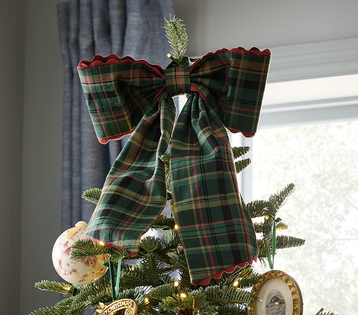 Oversized Plaid Fabric Bow with Tartan Pattern — Bow Christmas Tree Topper