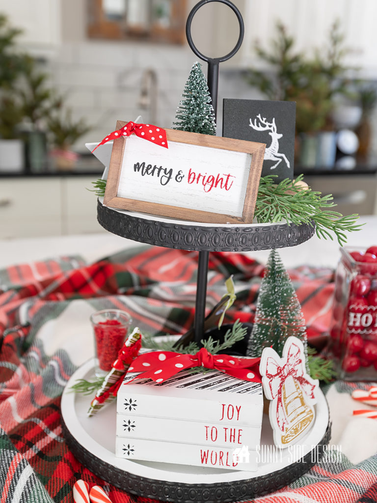 Modern Black Tiered Tray with 'Merry & Bright' Sign and Stacked Books — Christmas Tiered Tray