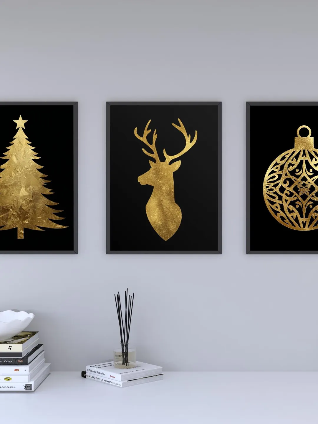 Modern Gold Foil Christmas Wall Art Modern Gold Foil Christmas Wall Art — Elegant Christmas Decor