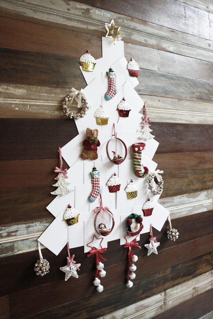 Playful Cardboard Tree with Whimsical Ornaments Playful Cardboard Tree with Whimsical Ornaments — Alternative Christmas Trees