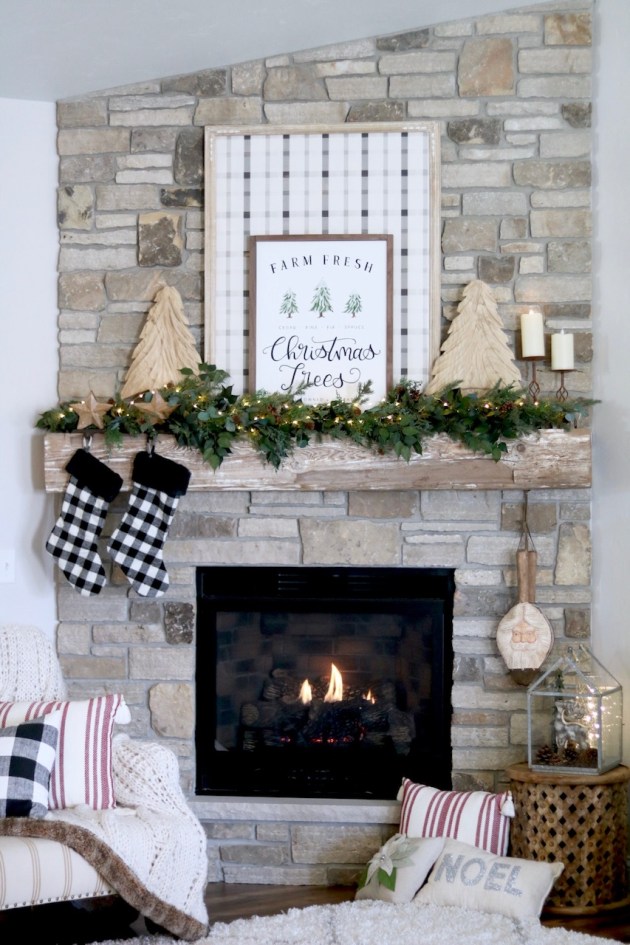 Farmhouse Mantel with Plaid Sign and Festive Candles Farmhouse Mantel with Plaid Sign and Festive Candles — Farmhouse Christmas Mantel