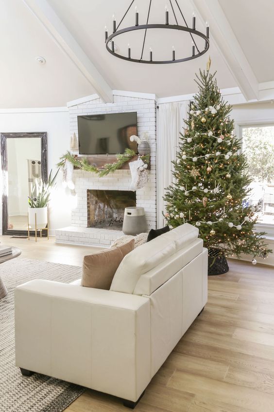 Living Room Tree with Dramatic Black Chandelier — Minimalist Christmas Tree