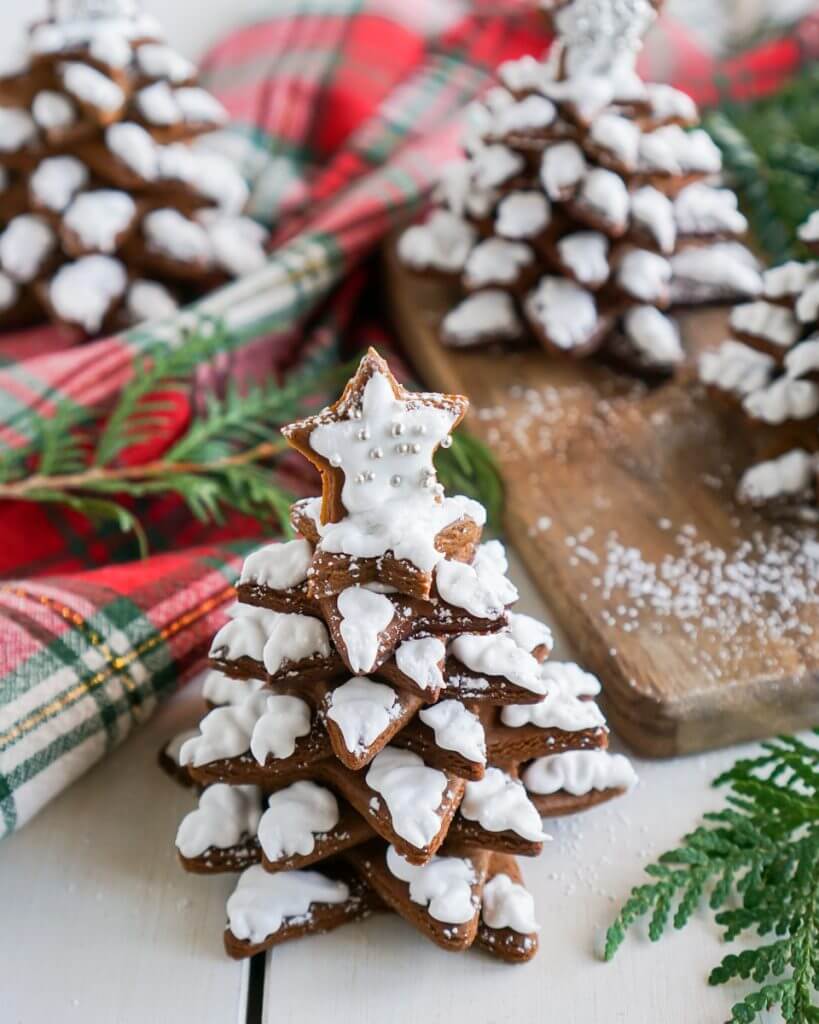 Cozy Stacked Gingerbread Cookie Trees with Plaid Accents Cozy Stacked Gingerbread Cookie Trees with Plaid Accents — Gingerbread Christmas Tree