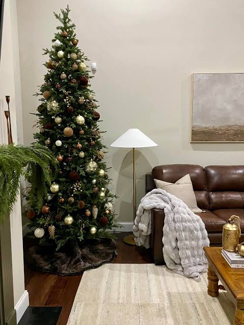 Traditional Slim Tree with Gold and Brown Ornaments — Slim Christmas Tree Decor