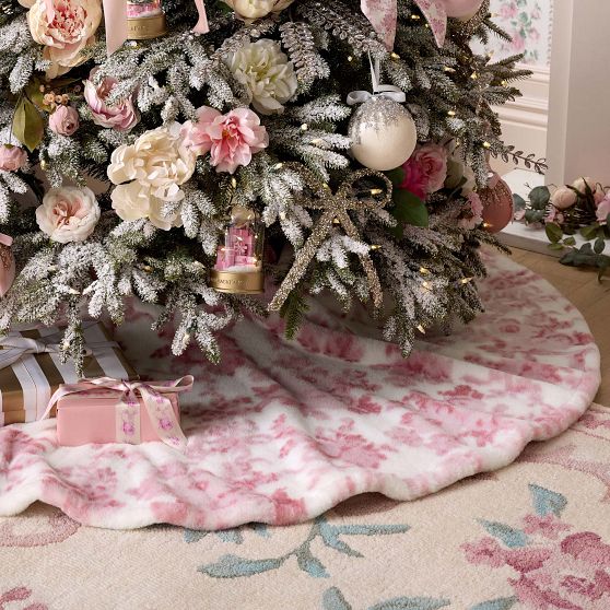 Bedroom Nursery Visual Idea — Christmas Tree Skirt