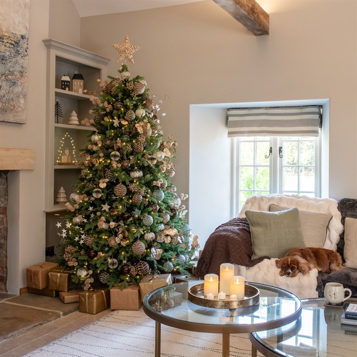 Cozy Rustic Living Room with Stone Fireplace Cozy Rustic Living Room with Stone Fireplace — Christmas Tree Trends 2026