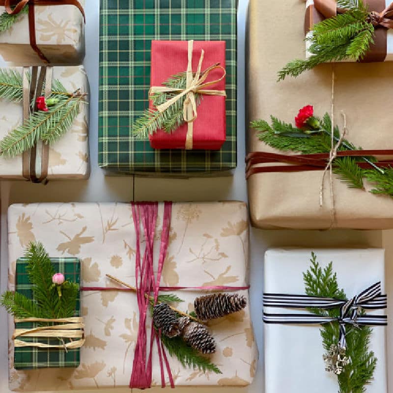 Eclectic Patterns: Mix and Match Eclectic Patterns: Mix and Match — Christmas Gift Wrapping