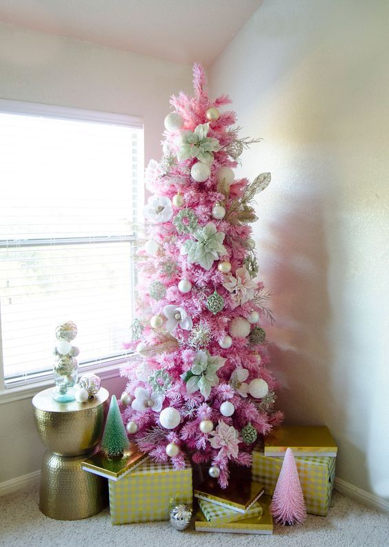 Visual Idea Visual Idea — Pink and Gold Christmas Tree