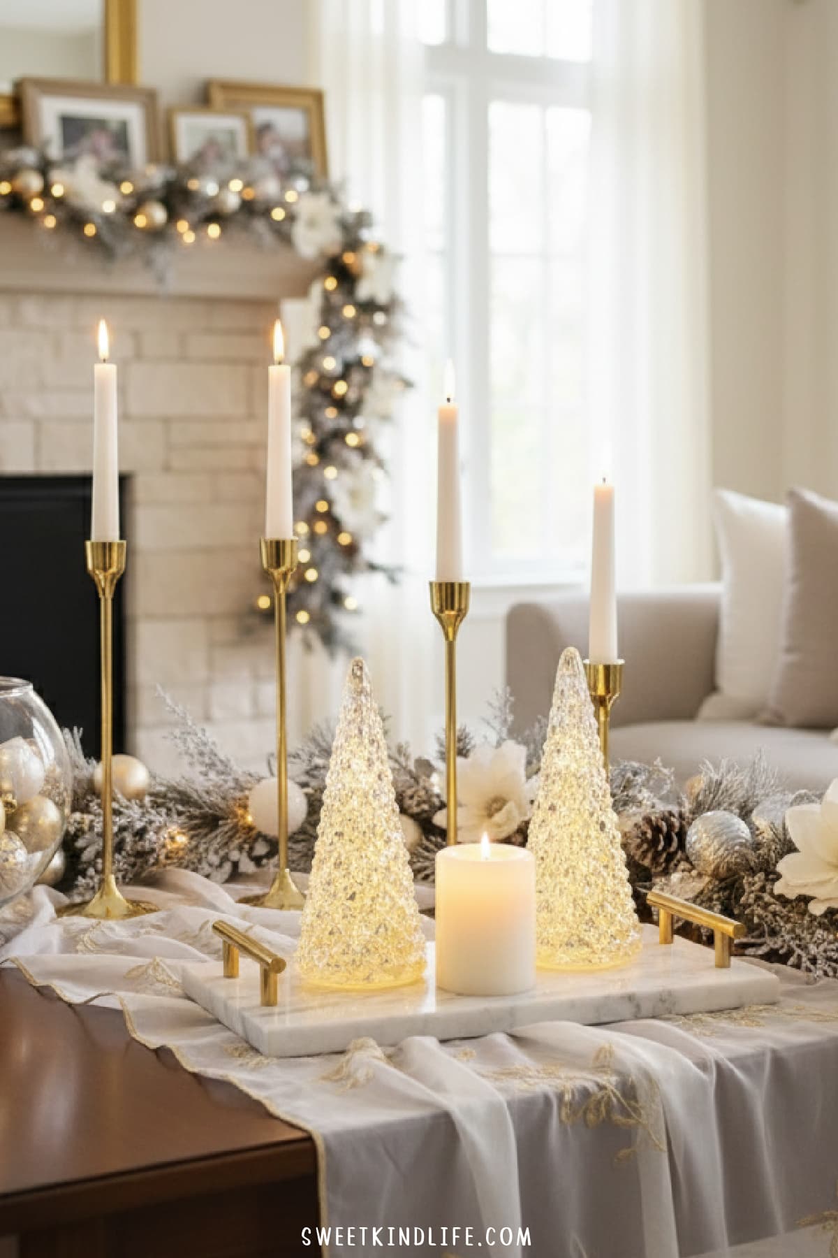 Glamorous Tray Arrangement with Illuminated Trees Glamorous Tray Arrangement with Illuminated Trees — Christmas Coffee Table Decor