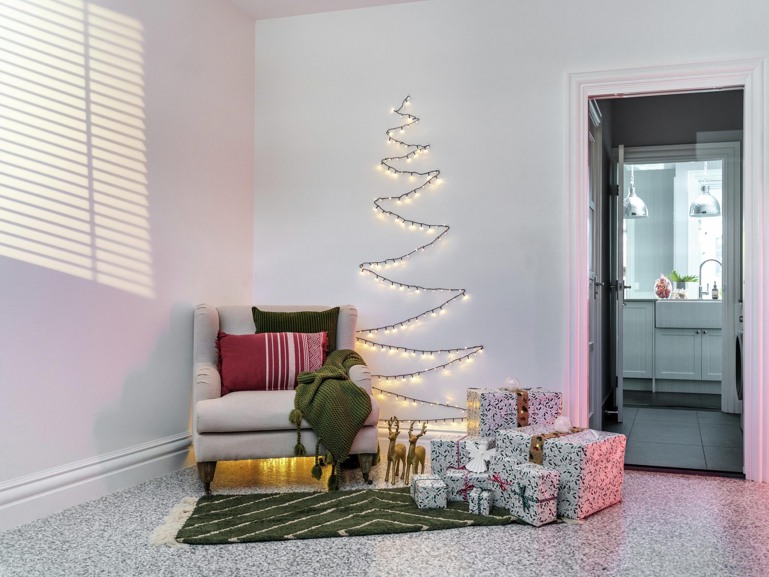Minimalist Fairy Light Christmas Tree in a Living Room Corner Minimalist Fairy Light Christmas Tree in a Living Room Corner — Christmas Fairy Lights Wall