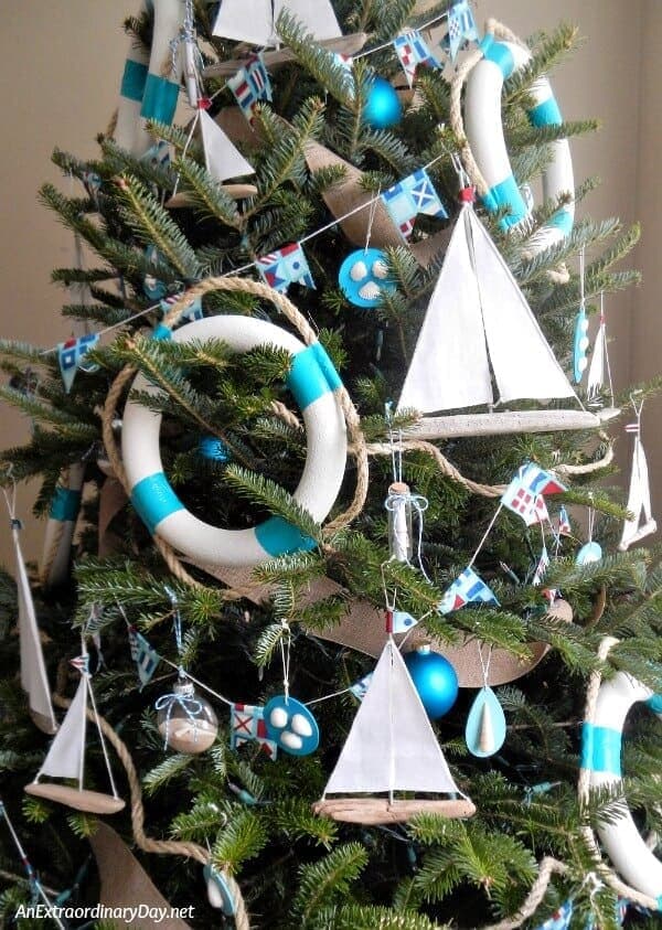 11 Coastal Christmas DIY Ideas (Trees, Ornaments and Decor) - Mindful of the Home