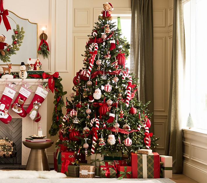 Traditional Living Room with Teddy Bear Topper and Candy Cane Accents — Candy Cane Christmas Tree