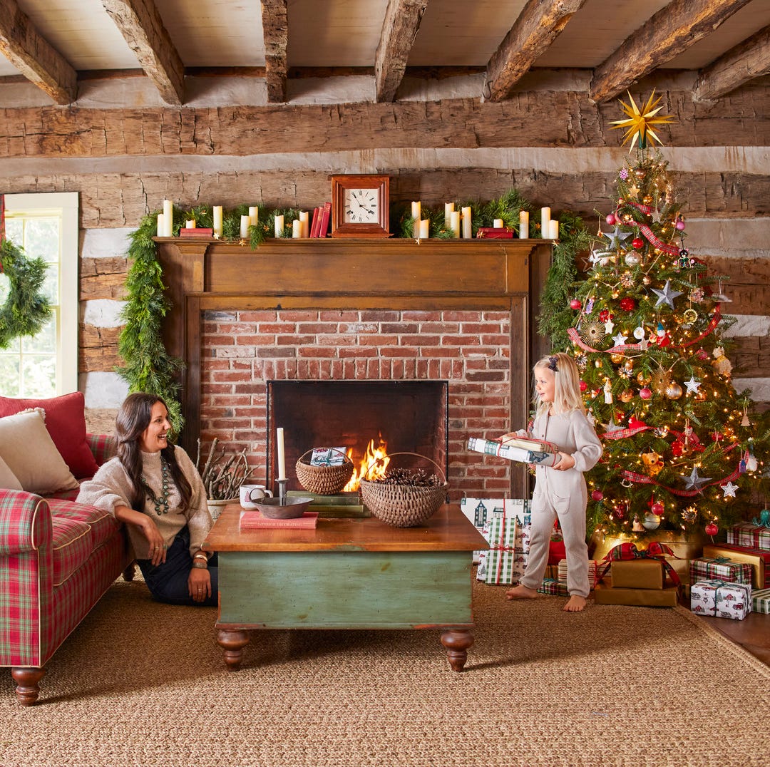 Farmhouse Christmas Tree and Cozy Fireplace Scene