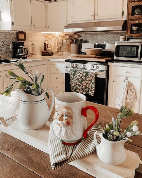 Farmhouse Kitchen Table Vignette with Santa Mug — Farmhouse Christmas Kitchen