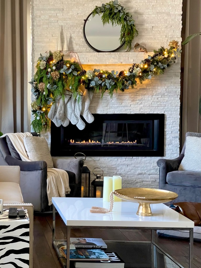 Modern Fireplace with Eucalyptus Garland and Silver Accents Modern Fireplace with Eucalyptus Garland and Silver Accents — Christmas Fireplace Decor