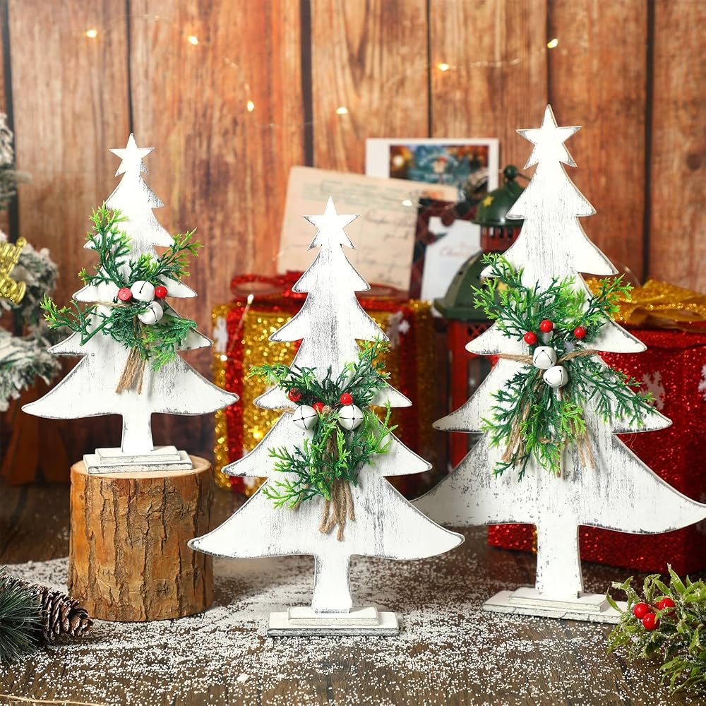 Group of White Wooden Christmas Trees with Red Berry Accents Group of White Wooden Christmas Trees with Red Berry Accents — Rustic Christmas Decor
