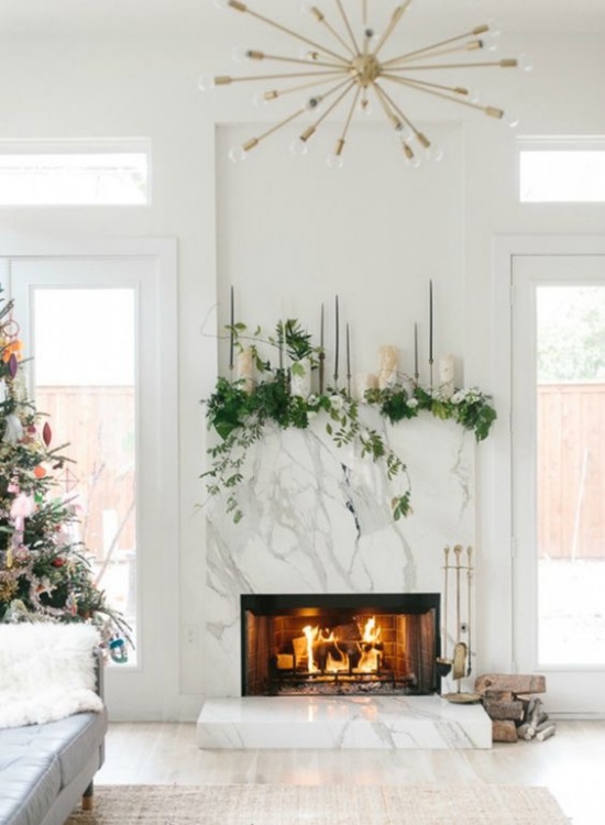 Modern Living Room with Marble Fireplace and Greenery — Modern Christmas Decor