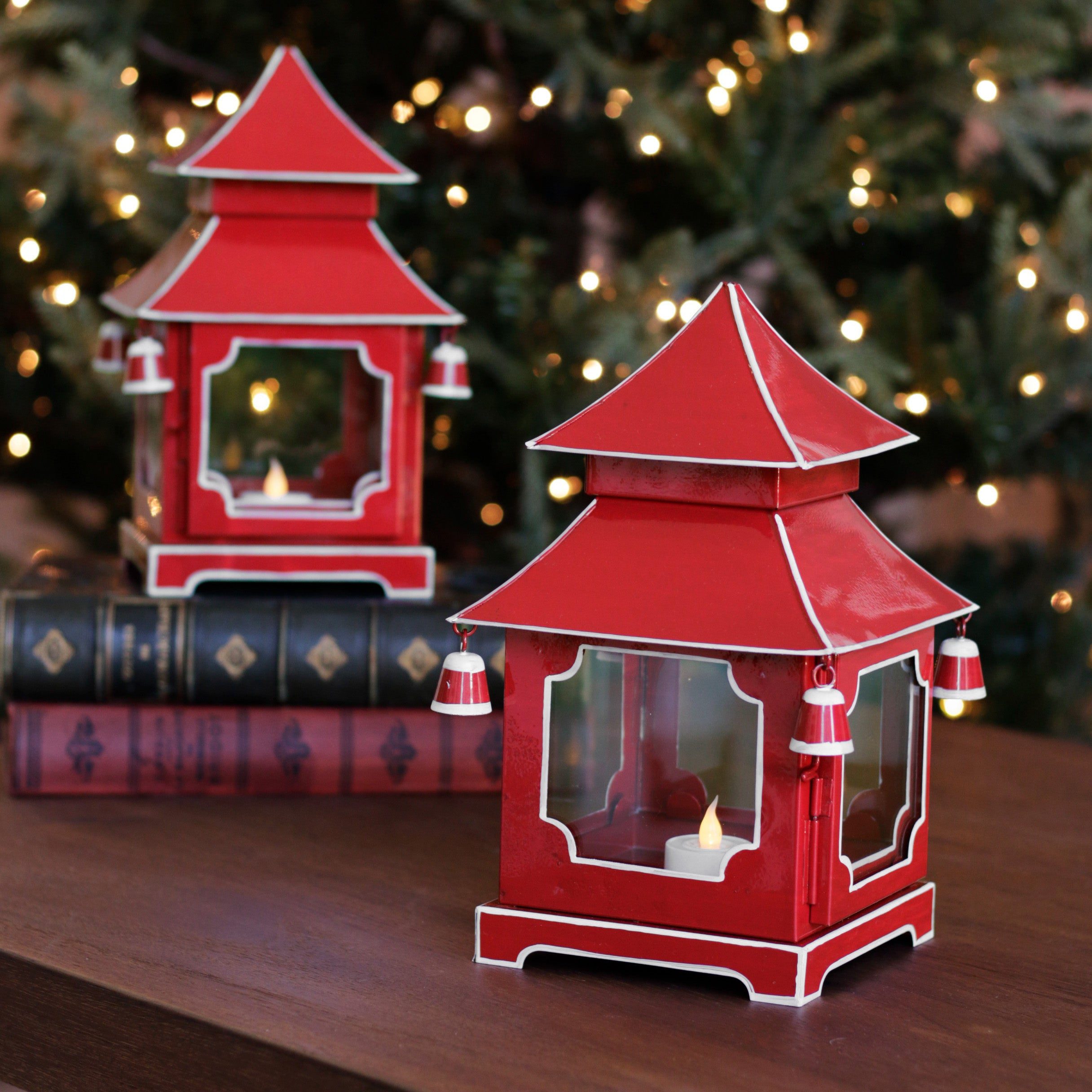 Traditional Red Pagoda Christmas Lanterns — Christmas Lantern Lights