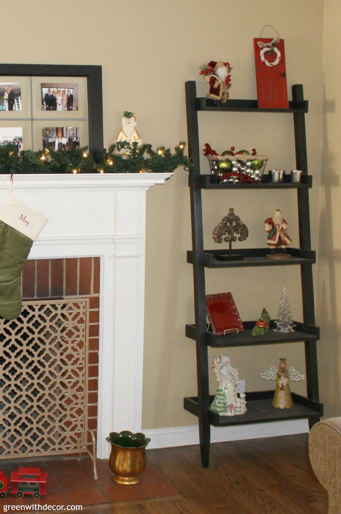 Traditional Visual Idea — Christmas Shelf Decor