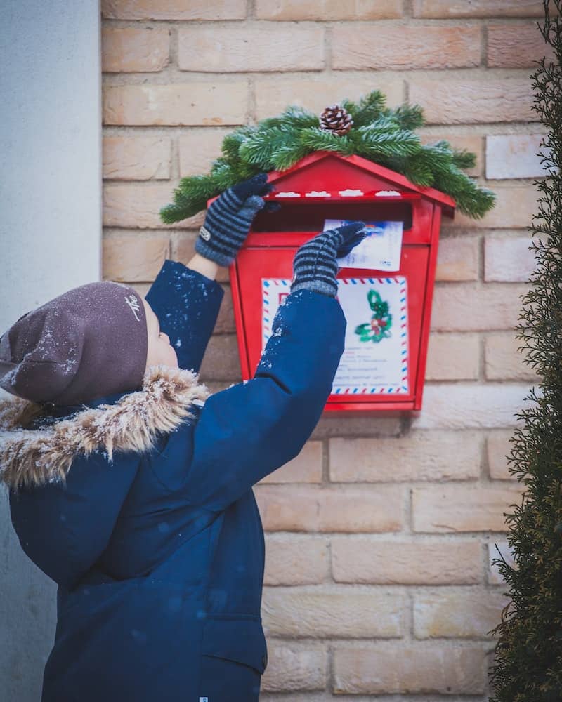 Mailbox with 'JOY TO THE WORLD' Cover and Festive Accents — Christmas Mailbox Decor