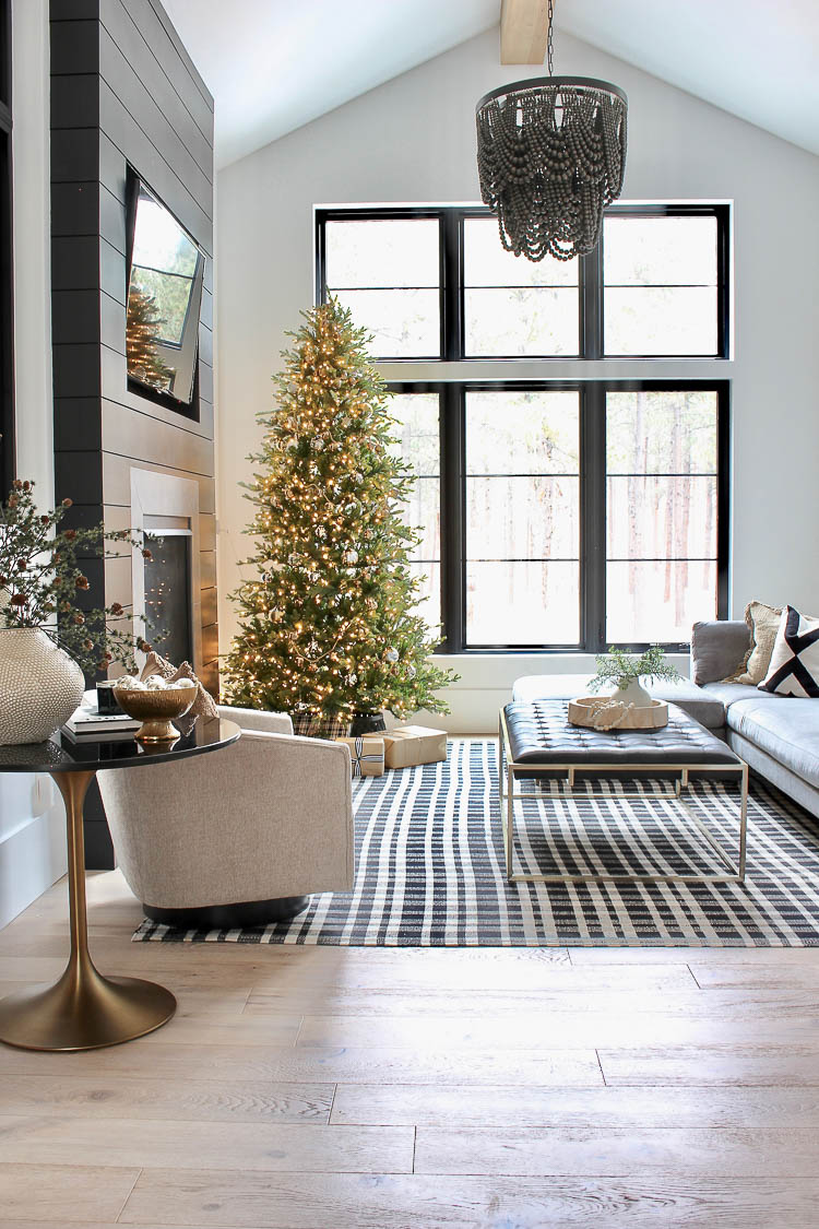 Modern Farmhouse Living Room with Tall Decorated Tree — Winter Wonderland Christmas Decor