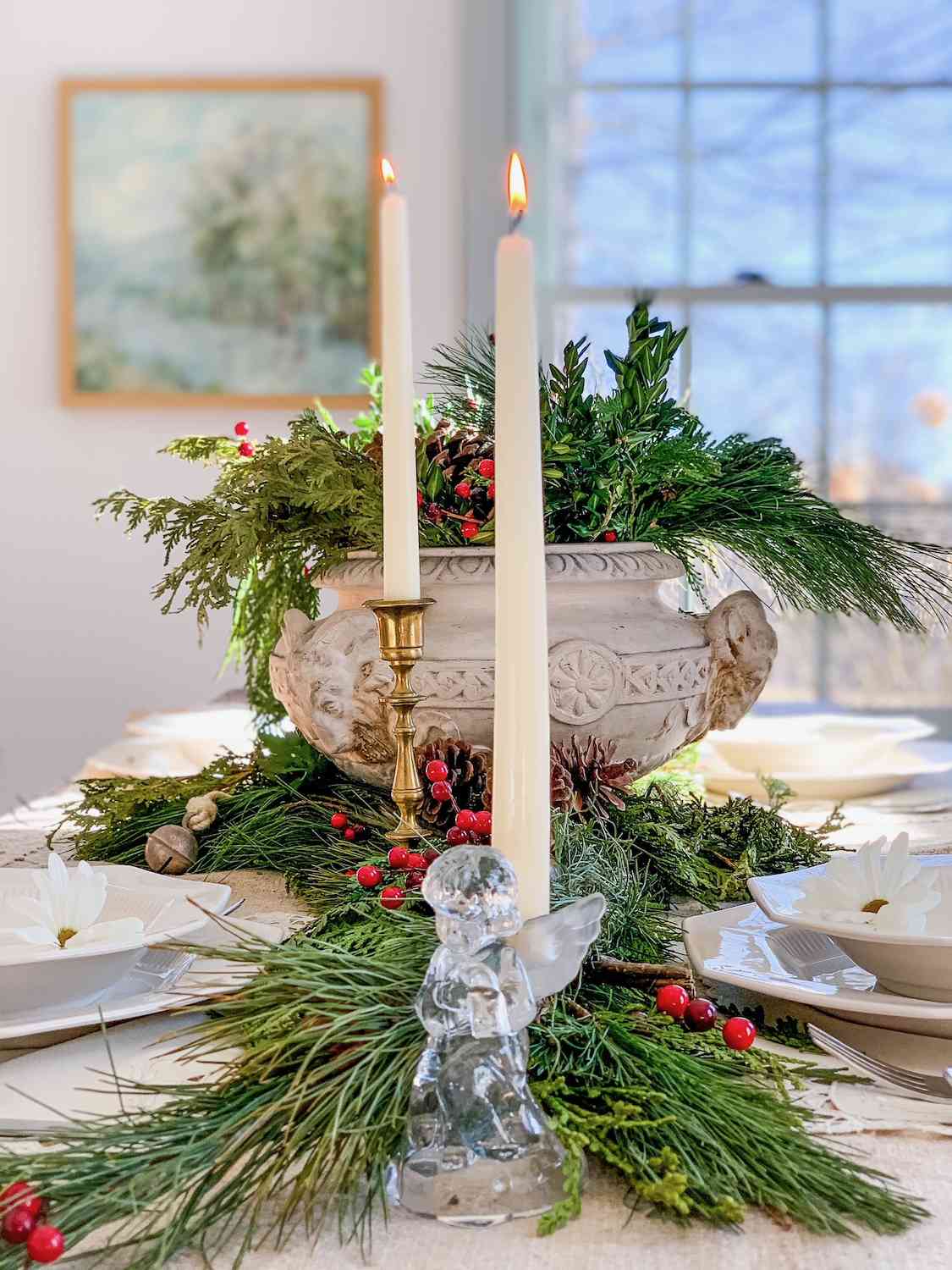 Traditional Urn Centerpiece with Garland and Candlesticks Traditional Urn Centerpiece with Garland and Candlesticks — Simple Christmas Centerpiece