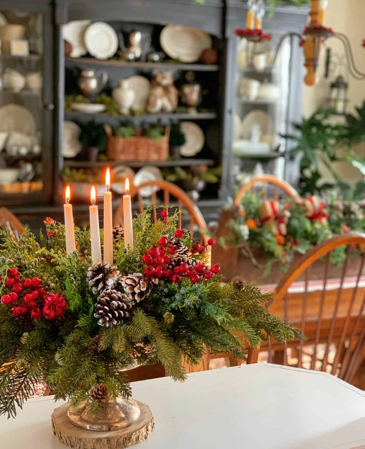 Farmhouse Advent Wreath on a Rustic Wood Slice Farmhouse Advent Wreath on a Rustic Wood Slice