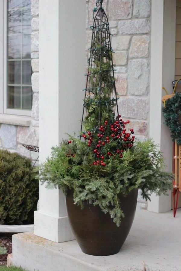Planter with Decorative Metal Cage and Red Berries Planter with Decorative Metal Cage and Red Berries — Christmas Porch Planters