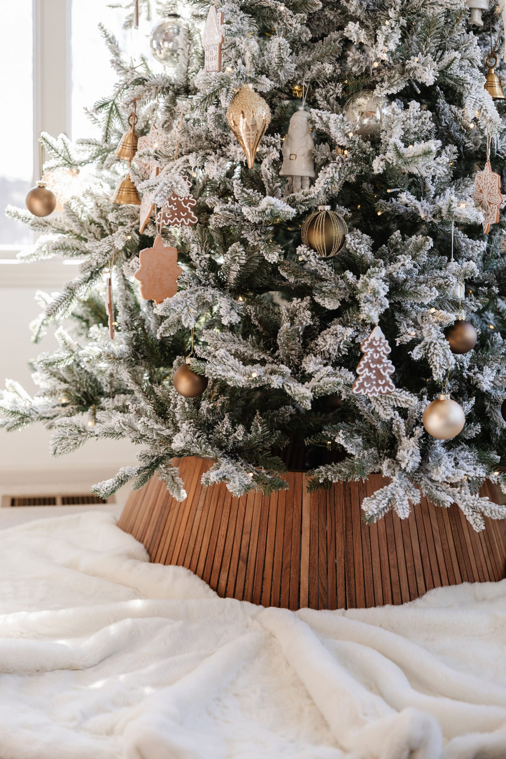 Rustic Frosted Tree with Wooden Collar — Elegant Christmas Tree