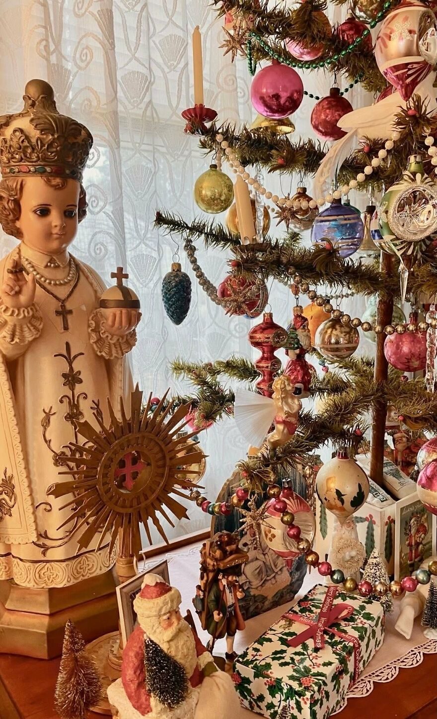 Eclectic Vignette of Vintage Ornaments and Figurines — Vintage Christmas Ornaments