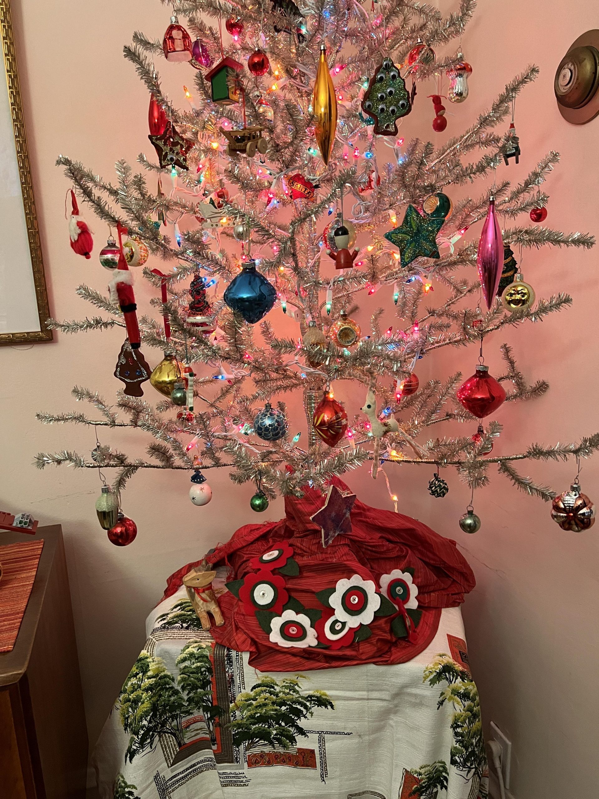 Mid-Century Aluminum Tree with Retro Ornaments and Patterned Cloth — Vintage Christmas Tree