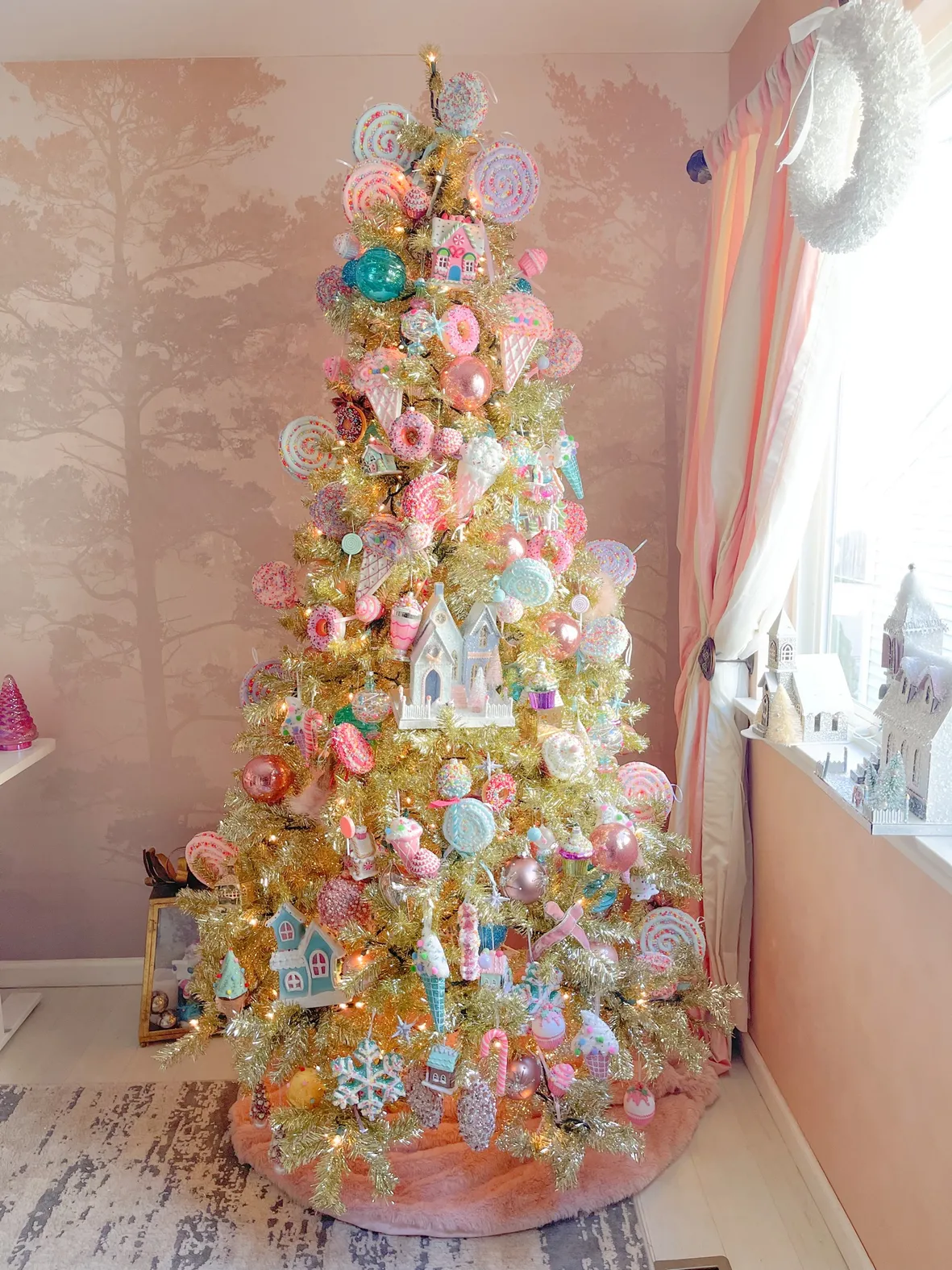 Shimmering Gold Candy Land Christmas Tree Shimmering Gold Candy Land Christmas Tree