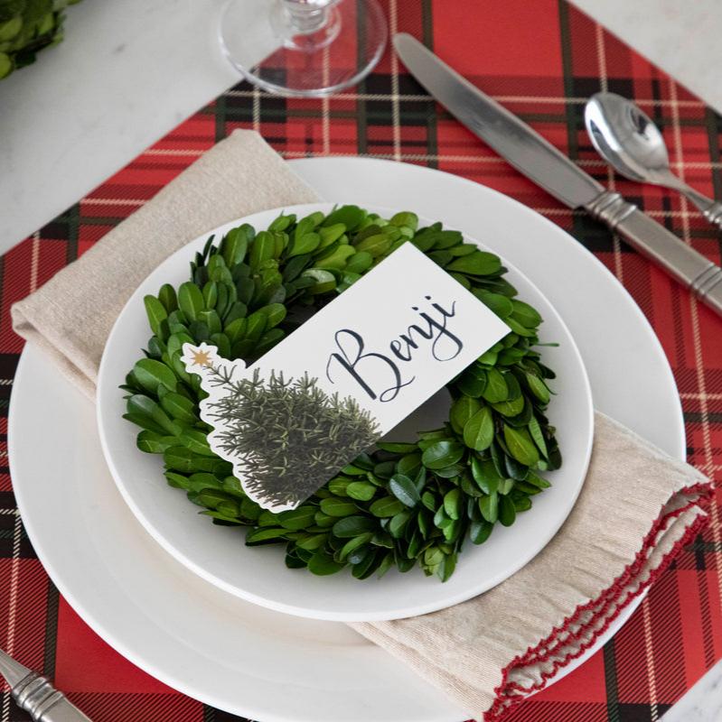 Festive Boxwood Wreath Place Card Festive Boxwood Wreath Place Card — Christmas Place Cards