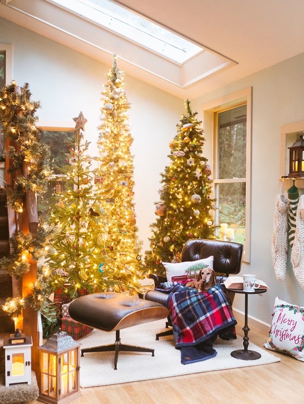 Cozy Cabin Visual Idea Cozy Cabin Visual Idea — Winter Wonderland Christmas Tree